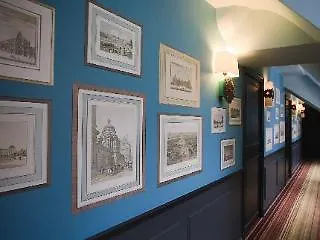 Fontaines Du Luxembourg Parigi