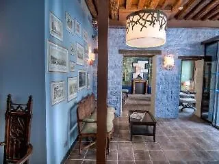 Fontaines Du Luxembourg Hotel